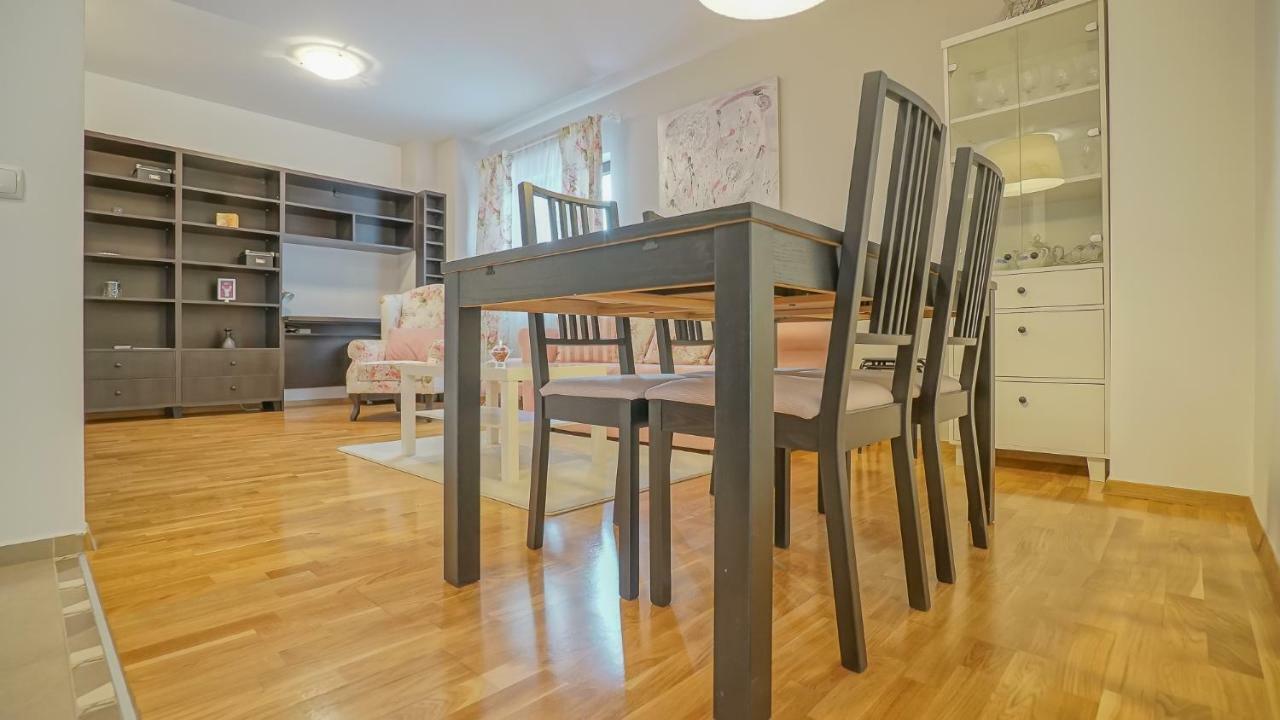 Cn2I Luxury Accommodation/Privilegio8 Μπρασόβ Εξωτερικό φωτογραφία